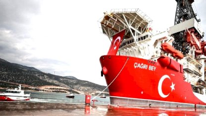 Çağrı Bey sondaj gemisi Somali'ye uğurlandı