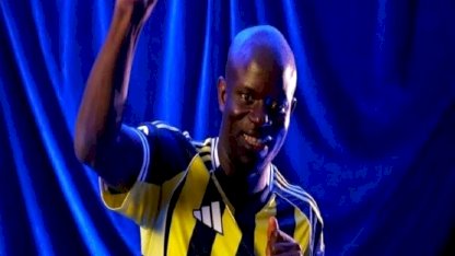 Fenerbahçe, N’Golo Kante için imza töreni düzenledi