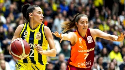 Fenerbahçe, pota derbisinde Galatasaray'ı devirdi