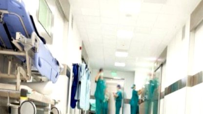 Fransa'da vücuduna mermi soktu