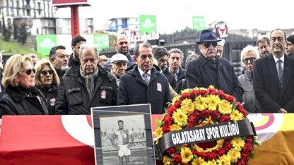 Galatasaray'ın eski futbolcusu Candemir Berkman için tören yapıldı
