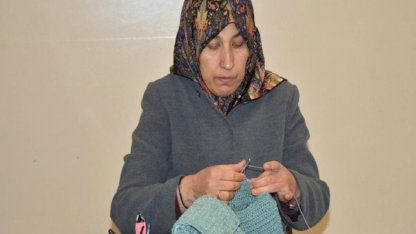 Gaziantepli depremzede, el sanatlarıyla hayata tutundu