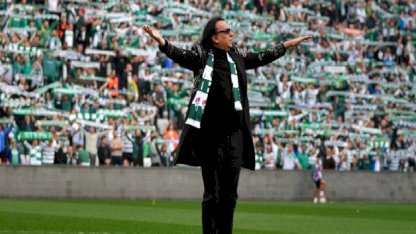 Gökhan Kırdar'dan Bursaspor tribünlerine "Cendere" şov