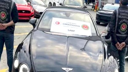 Gümrükler Muhafaza ekiplerinden Sarp Kapısı'nda 65 lüks araç operasyonu