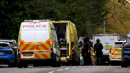 İngiltere'de cami çıkışında bıçaklı saldırı: 1 kişi hayatını kaybetti