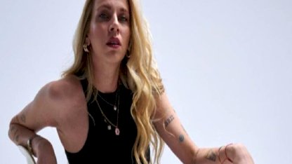 Melis İşiten'in çoklu flört itirafı gündem oldu! Sosyal medyada eleştirildi