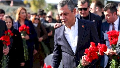 Özgür Özel'den 30 araçlık konvoyla Deprem Şehitliği'ne ziyaret