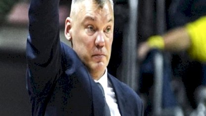 Sarunas Jasikevicius: Fenerbahçe basketbolunu sahaya yansıtmamız gerekiyor