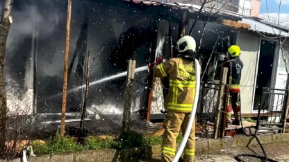 Sındırgı'da Konteyner Yangını