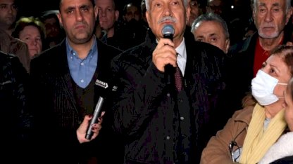 Tahliyesi ardından Adana’ya gelen Zeydan Karalar, deprem şehitlerini andı