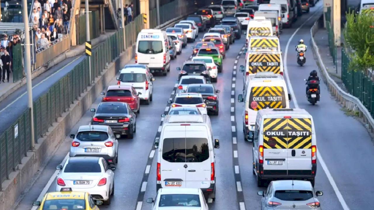 Tarih netleşti! Araç sahiplerine anahtar bıraktıracak zam geliyor