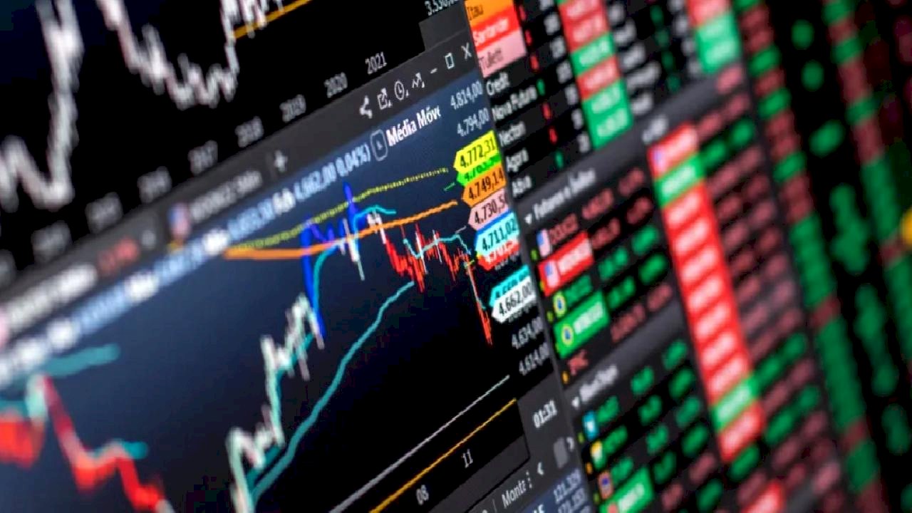 Teknolojinin Gelişimi Bireysel Yatırımlardaki Dönüşümü Nasıl Etkiliyor?