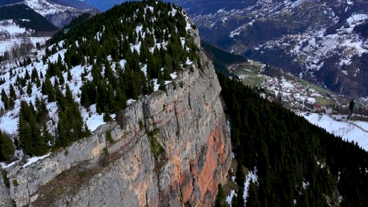 Trabzon’da doğa ve adrenalin buluşuyor: Şahinkaya uluslararası tırmanış rotası oldu