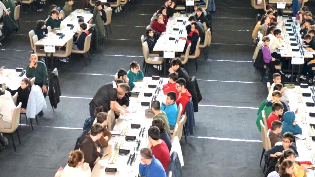 Trabzon’da 'Kurtuluş Kupası Satranç Turnuvası' başladı