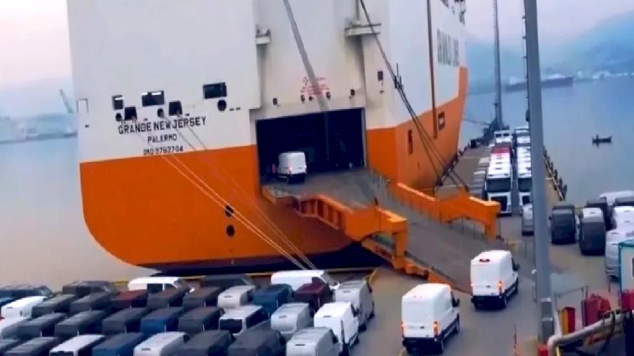 Türkiye'nin otomotiv ihracatına 3,1 milyar dolarla rekor başlangıç