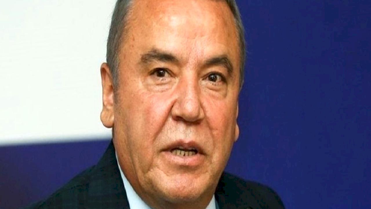 Tutuklu bulunan Muhittin Böcek yeniden hastaneye kaldırıldı