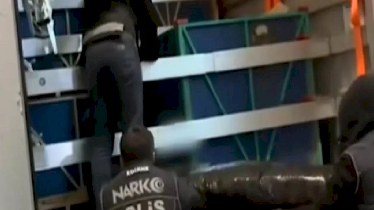 Uyuşturucu baronlarına darbe