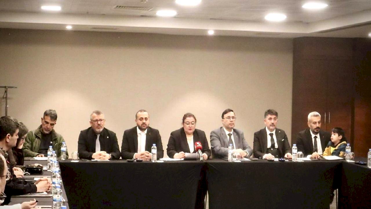 “14 Mart Hekimlerin Günüdür; Sorunlar Görmezden Gelinemez”