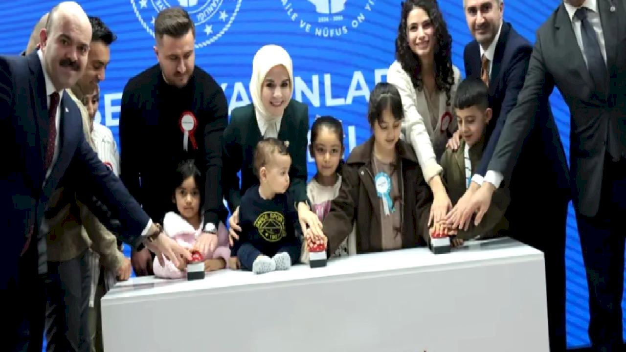 661 şehit, gazi ve yakını kamuya atandı... Şehit ve gazi çocuklarına '25 Yaş Tanıtım Kartı'