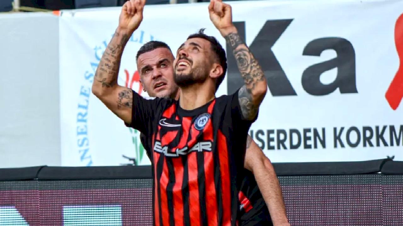 7 maç 7 galibiyet! Adım adım değil, koşarak Süper Lig'e geliyorlar