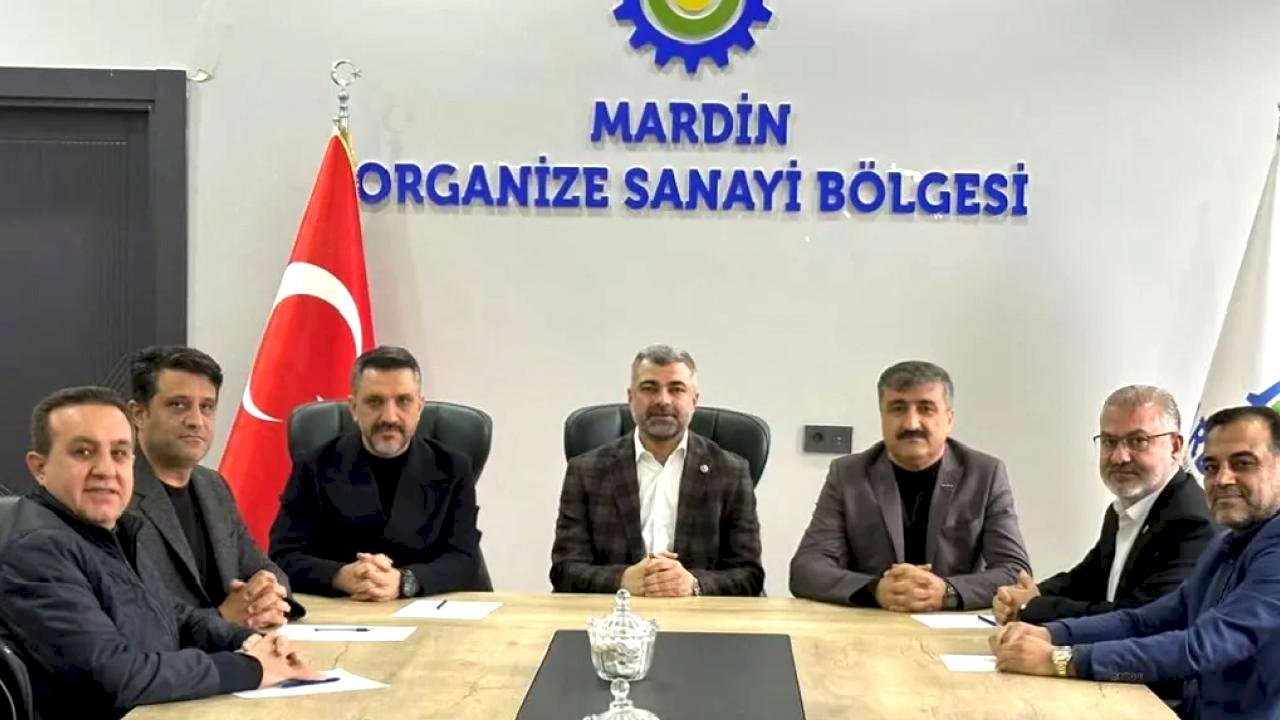 AK Partili Faruk Kılıç tekstilcileri dinledi