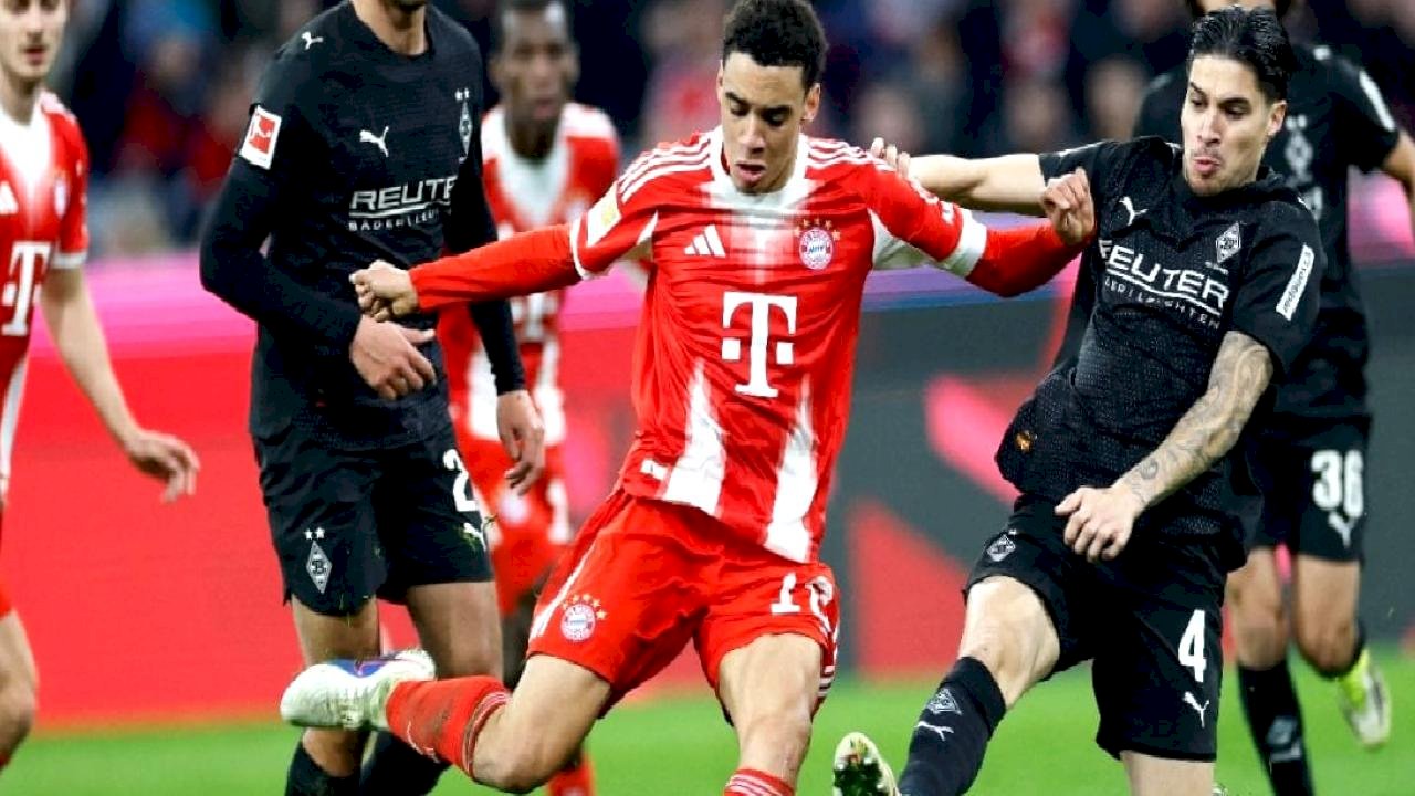 Bayern Münih evinde Borussia Mönchengladbach'ı rahat geçti