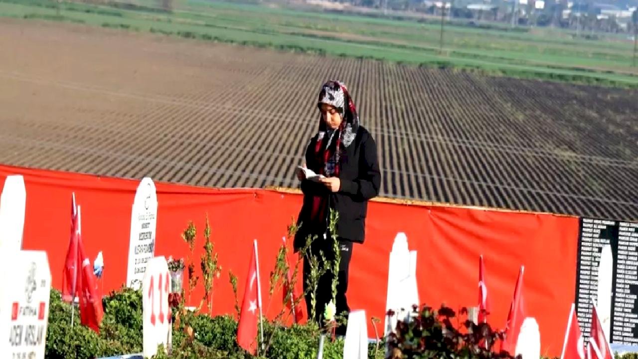 Bayramda Mezarlık Ziyareti