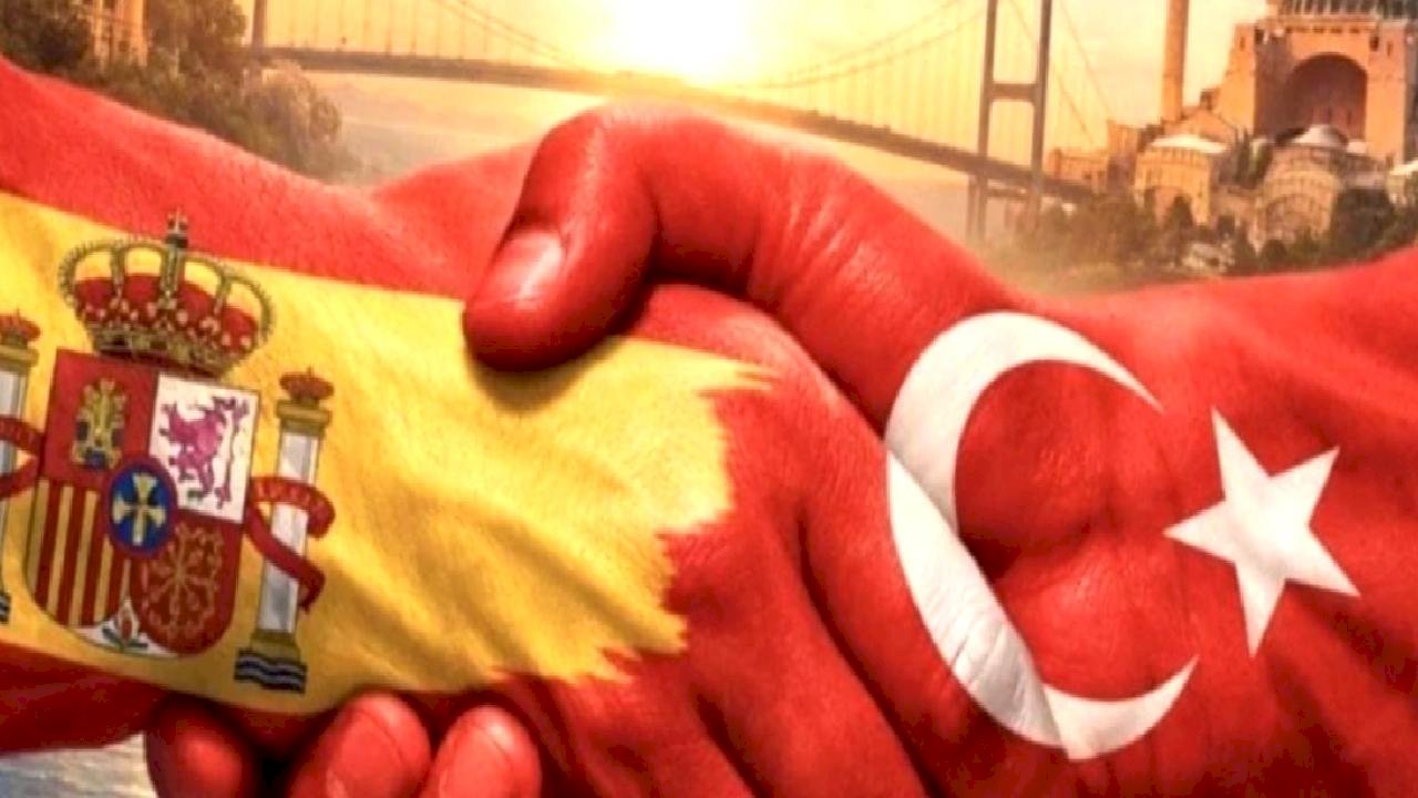 Beşiktaş taraftarının paylaşımı İspanya'da gündem oldu: Sosyal medyada Türkiye-İspanya dostluğu başladı