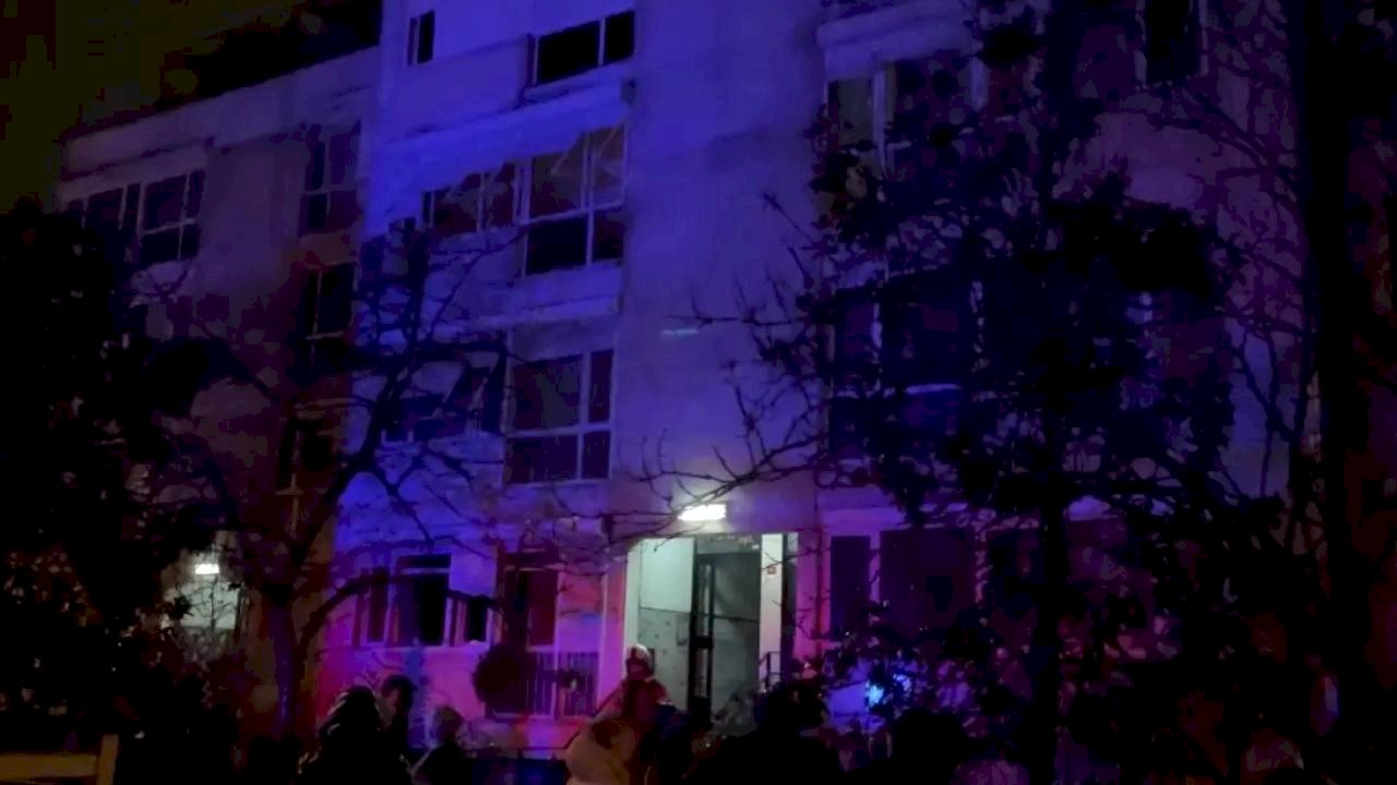 Beşiktaş'ta Yangın: 2 Yaralı