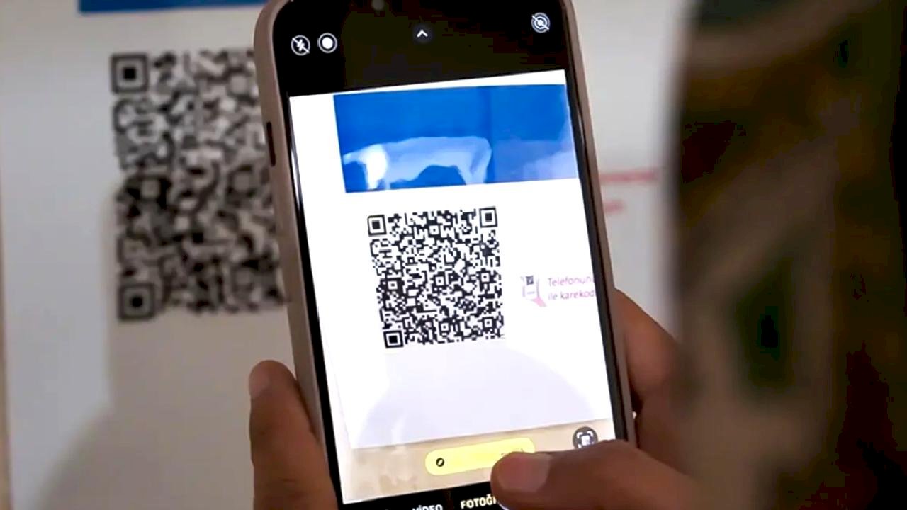 Bu da QR kod dolandırıcılığı! Telefonunuzu ele geçirip hesaplarınızı boşaltıyorlar