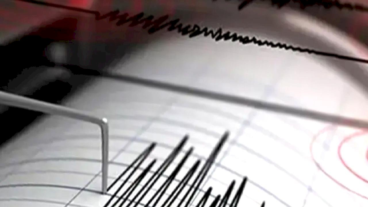 Buldan'da 4 Büyüklüğünde Deprem