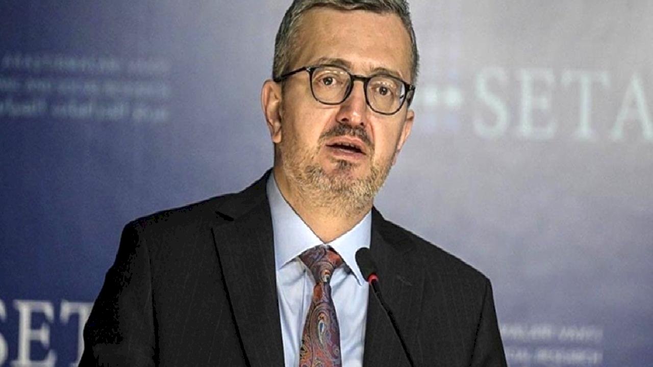 Burhanettin Duran’dan Özgür Özel’e tepki: Mesnetsiz ithamlar toplumsal gerilimi besliyor