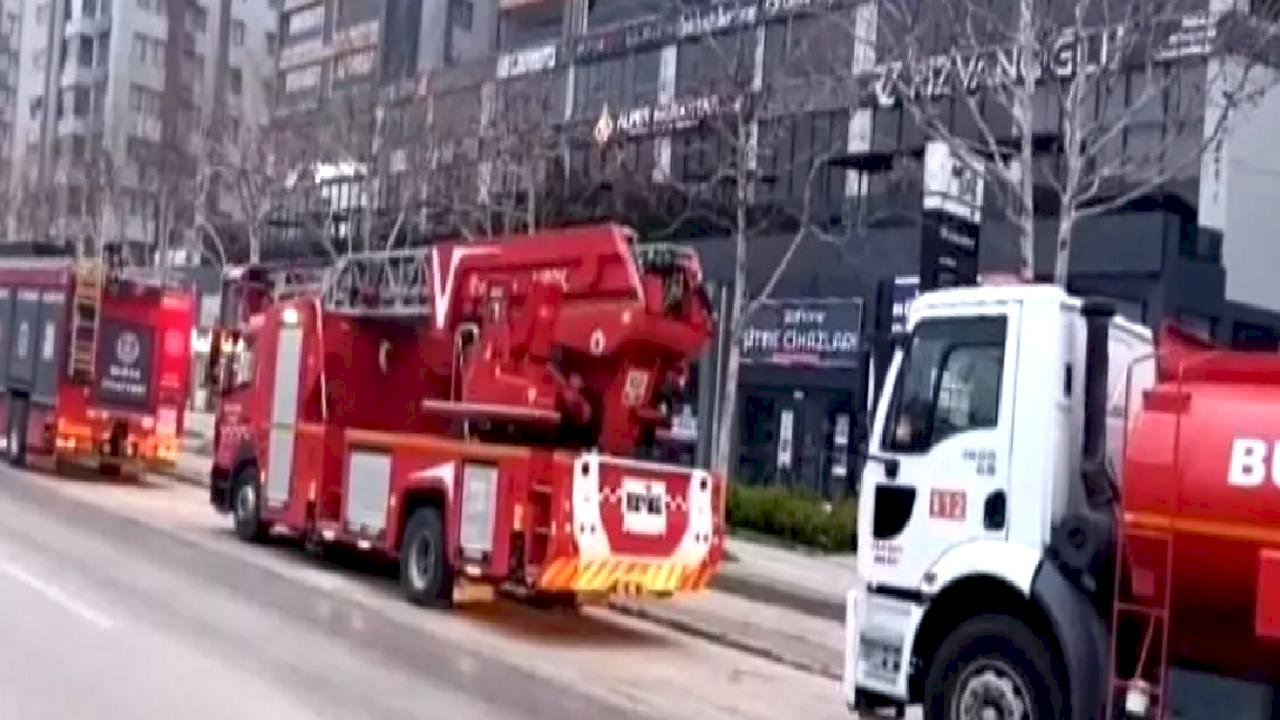 Bursa'da Pizza Şubelerine Kundaklama