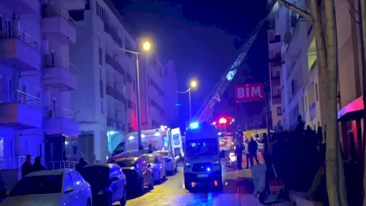 Bursa'da Yangın: 1 Kişi Kurtarıldı