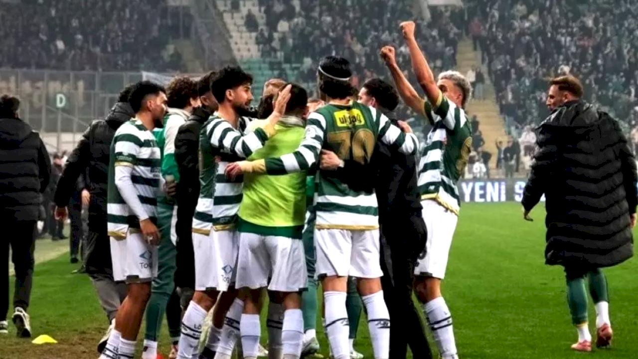 Bursaspor, Gebzespor'u 2-0 Geçti