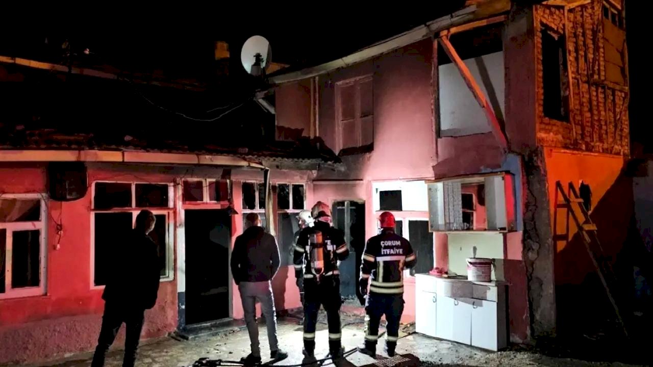 Çorum'da Gecekonduda Yangın