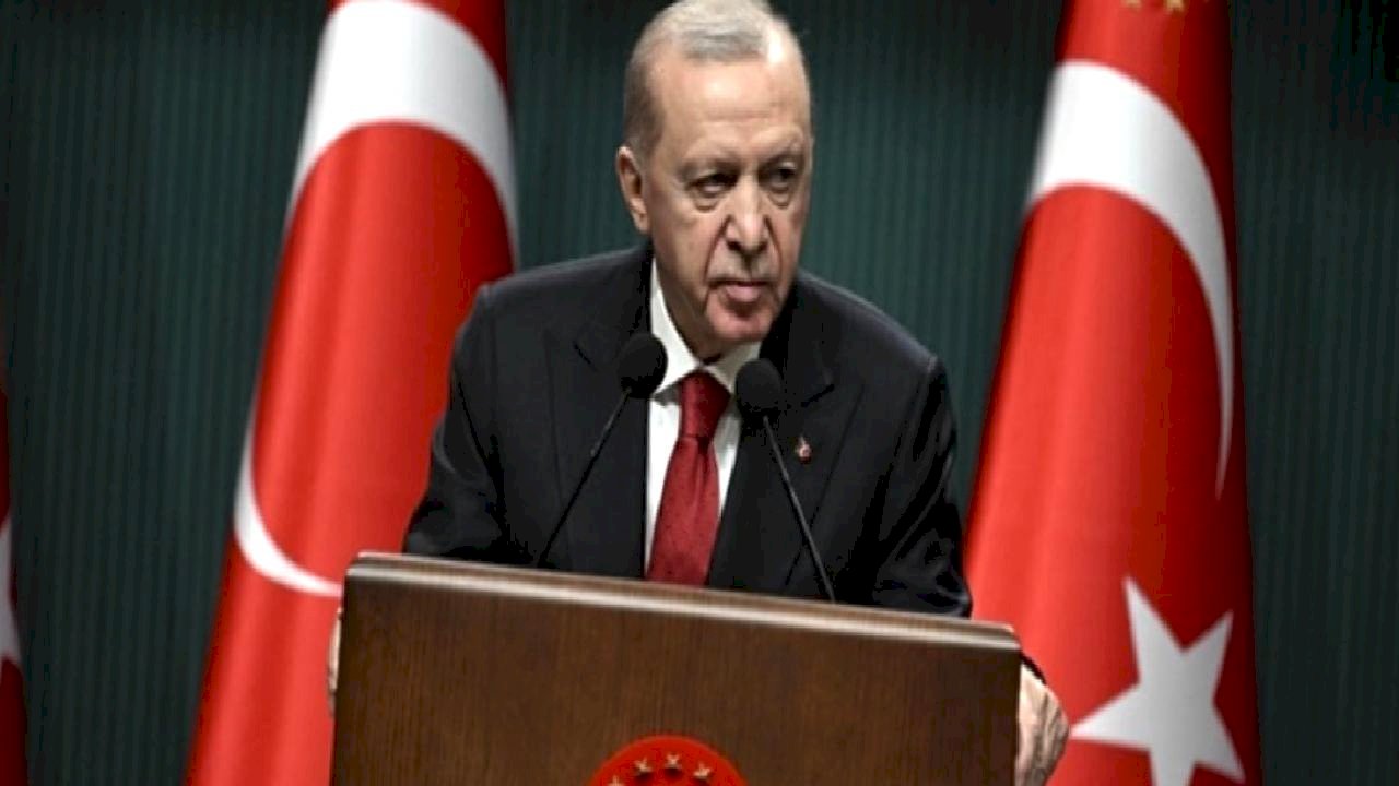 Cumhurbaşkanı Erdoğan, "Türk Dünyasının Ortak Mirası Nevruz" kitabının takdim yazısını kaleme aldı