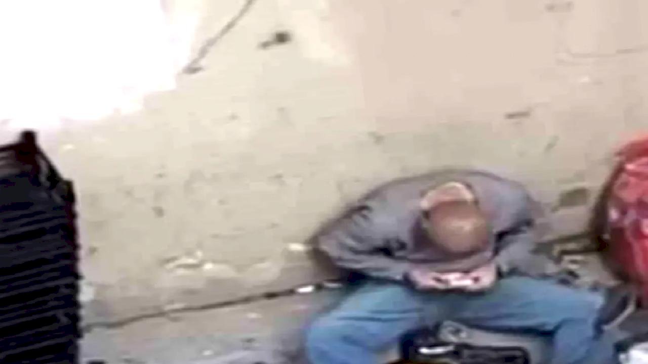 Dilenci Paraları Sayarken Görüntülendi