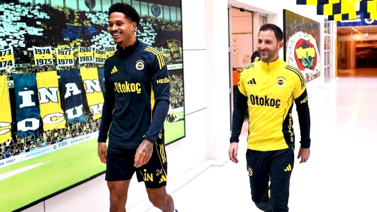 Domenico Tedesco, takıma geri döndü