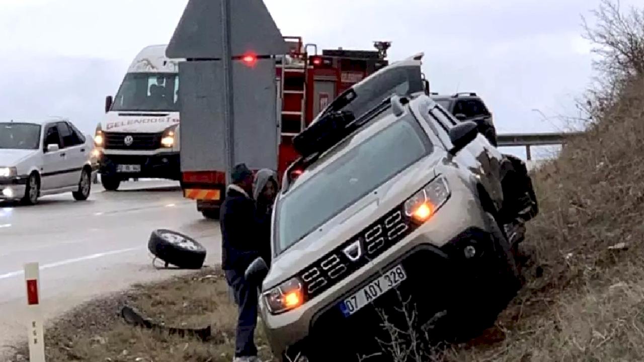 Eğirdir'de Trafik Kazası: 8 Yaralı