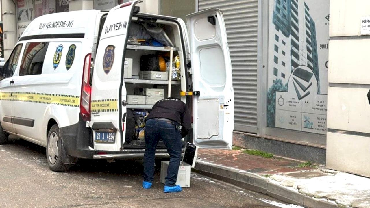 Eskişehir'de eşini boğarak öldüren koca tutuklandı