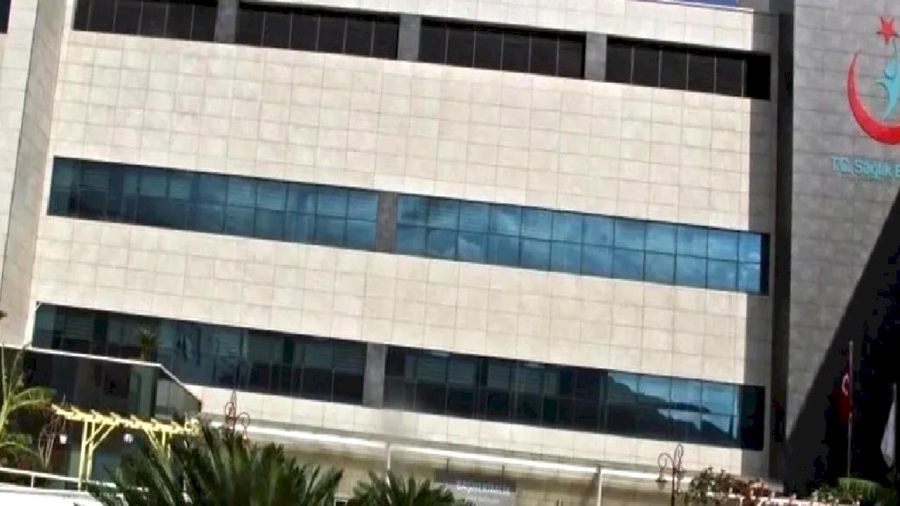 Finike Devlet'te mobing iddiası! Sağlık çalışanları hareketliliği gündemde