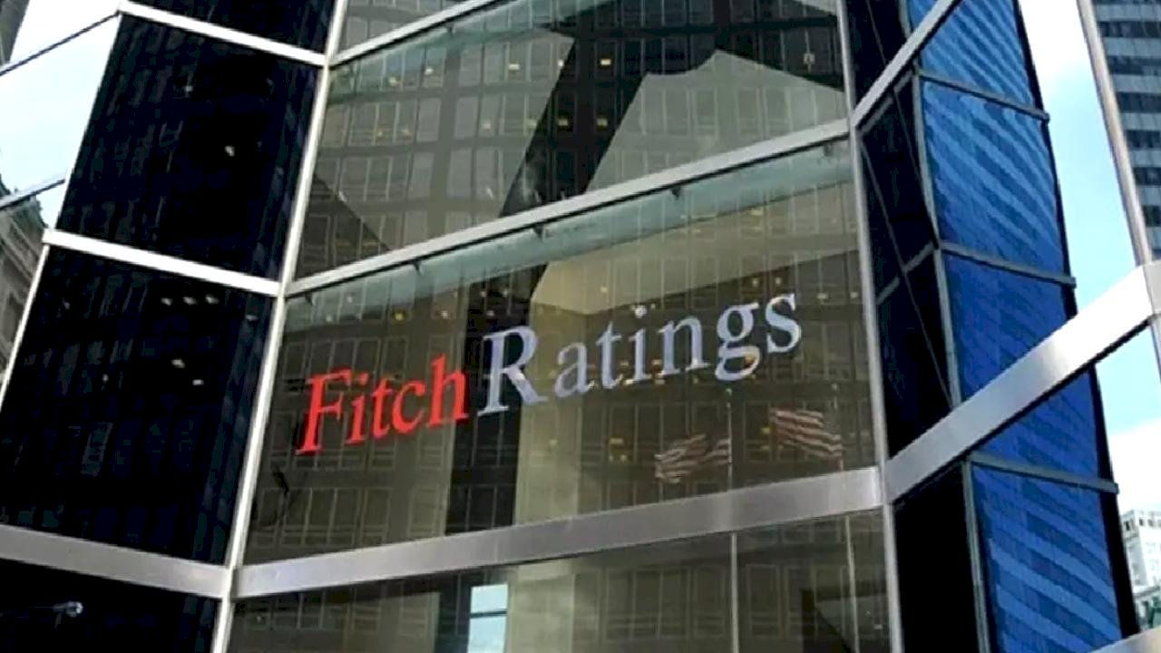 Fitch'ten Hürmüz Boğazı Uyarısı