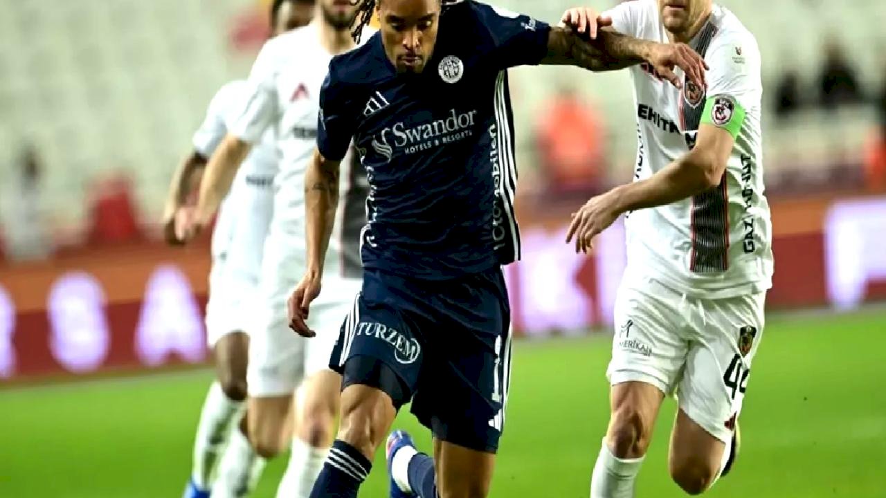 Gaziantep FK, Antalyaspor'u 4-1 Yendi