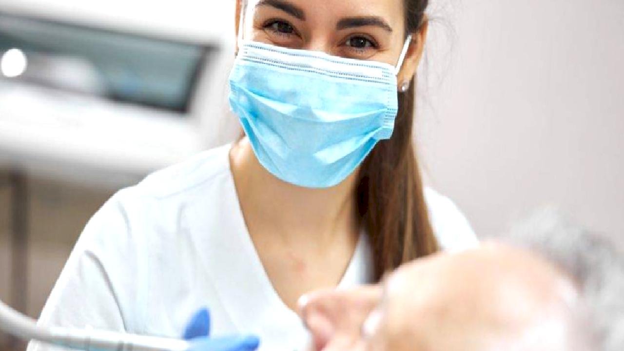 Hekim Birliği’nden Diş Hekimleri İçin Önemli Adım