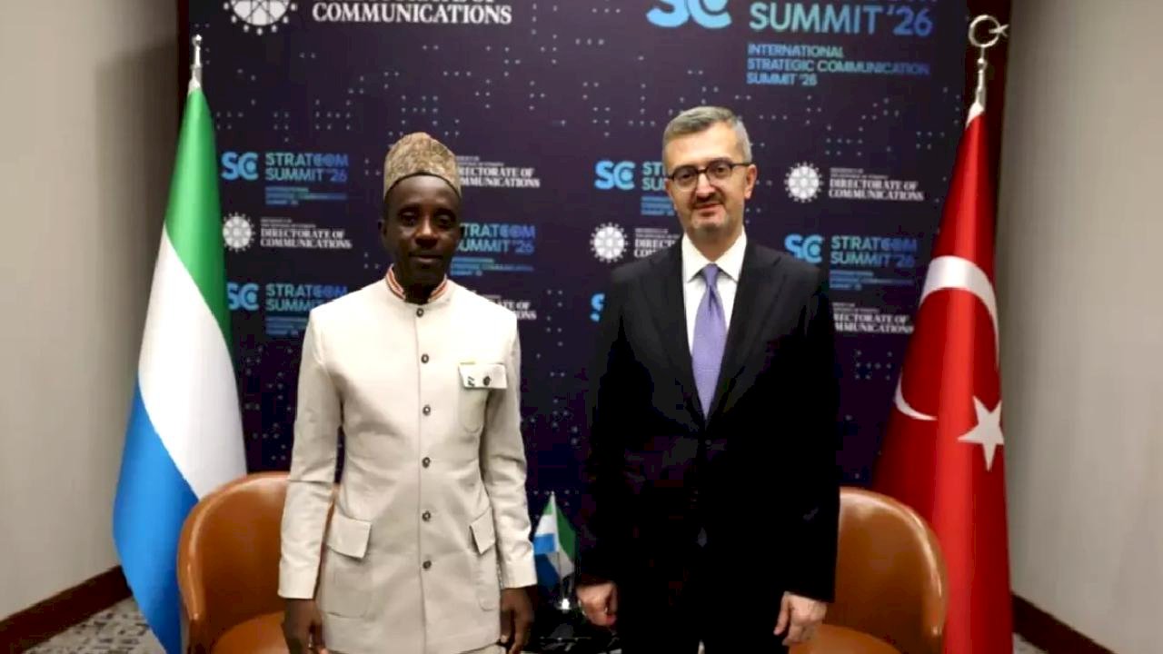 İletişim Başkanı Duran, STRATCOM Zirvesi'nde görüşmeler gerçekleştirdi