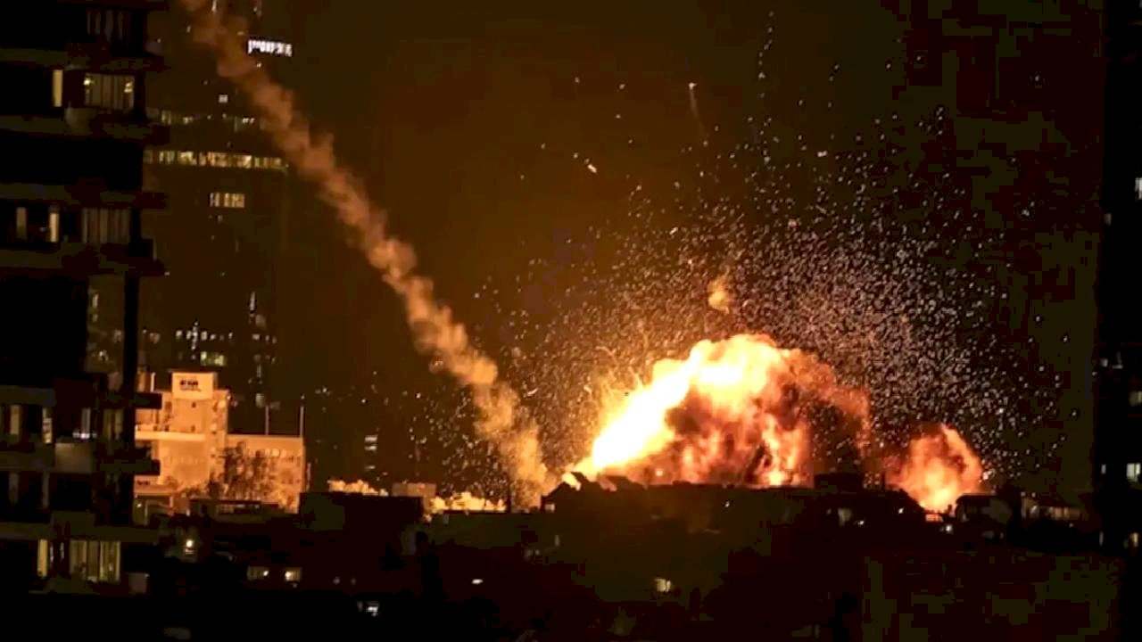 İran: Dubai'de ABD askerlerinin toplandığı yeri vurduk, 40 tanesi öldü