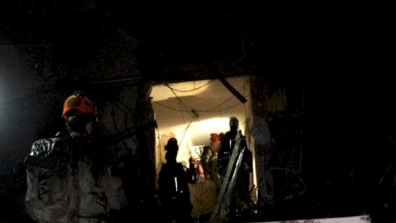 İran'ın füzeleri Demir Kubbe'yi geçti: İsrail'de hasar büyük