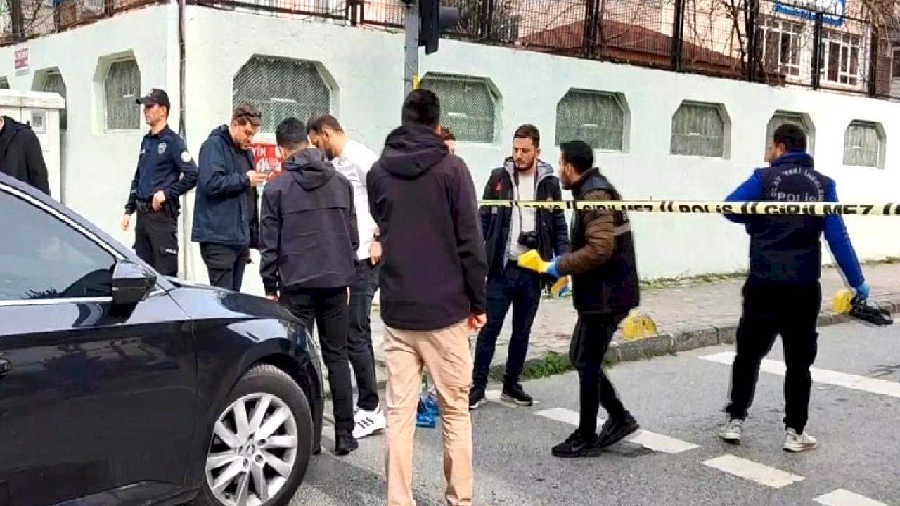 İstanbul'da boşanma basamağındaki eşini silahla öldürdü