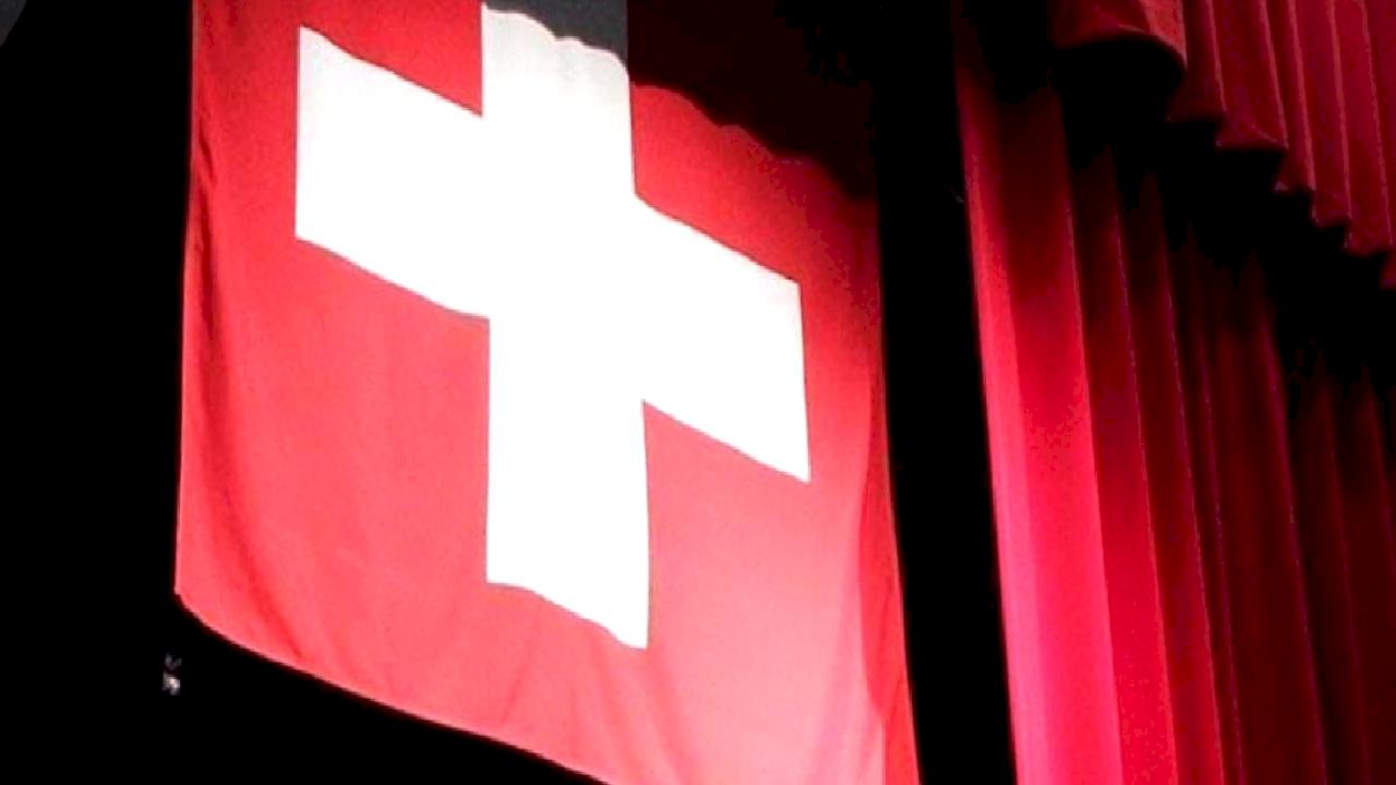 İsviçre Merkez Bankası politika faizini sabit tuttu